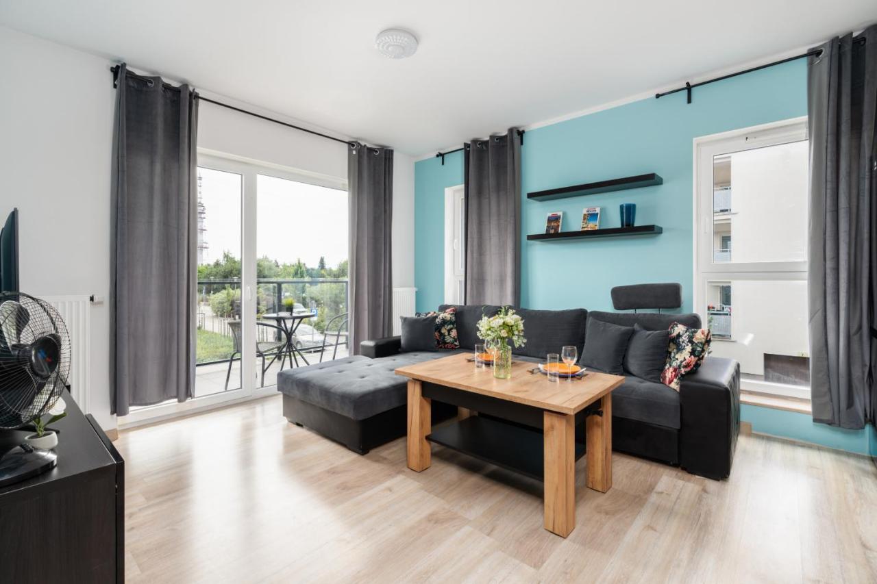Modern Apartment With Balcony & Free Garage Poznan By Noclegi Renters Luaran gambar