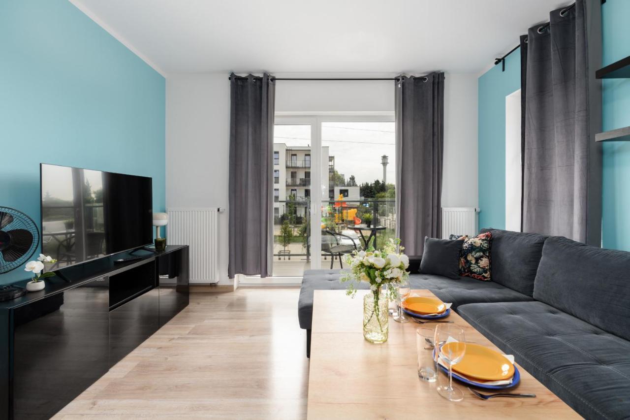 Modern Apartment With Balcony & Free Garage Poznan By Noclegi Renters Luaran gambar